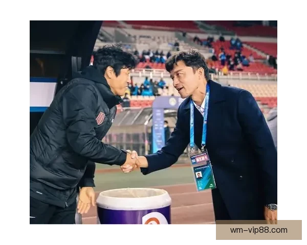 国少助教推搡16岁留洋新星并追骂 球迷要求严惩开除